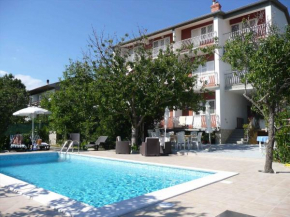 Two-Bedroom Apartment in Barbat VII